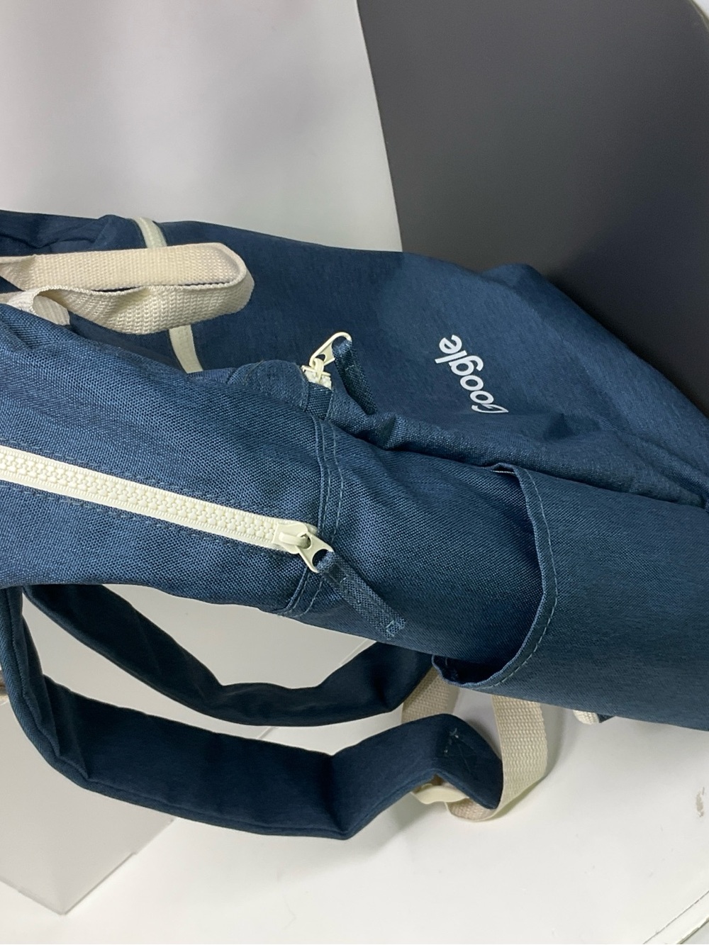 Google backpack - Picture 3 of 12